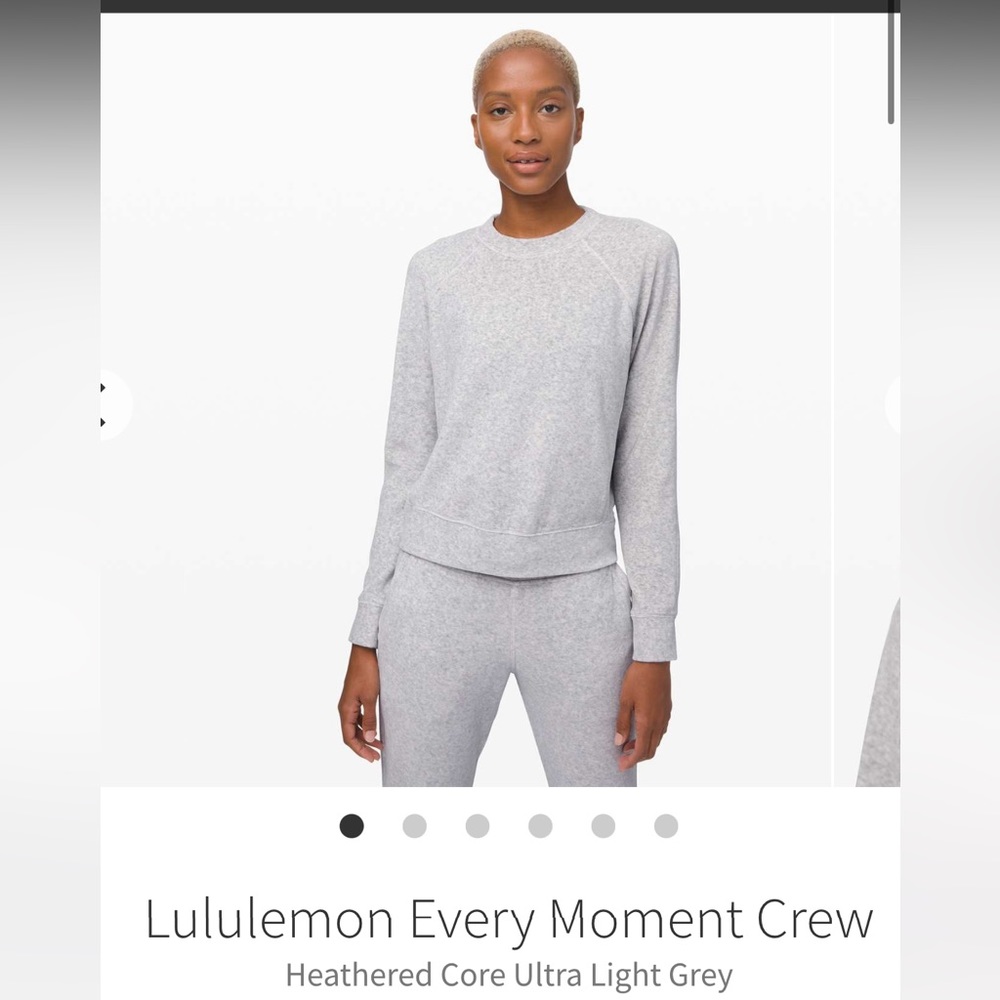 Lululemon Every moment crew